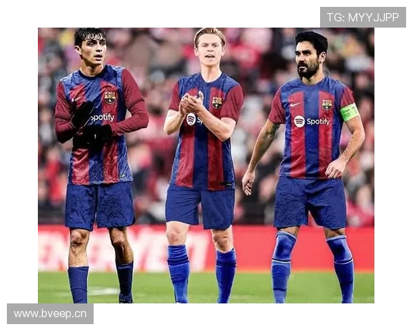 佩德里因股四头肌撕裂伤缺席数周,巴萨中场人员短缺面临挑战 佩德里因股四头肌撕裂伤缺席数周,巴萨中场人员短缺面临挑战