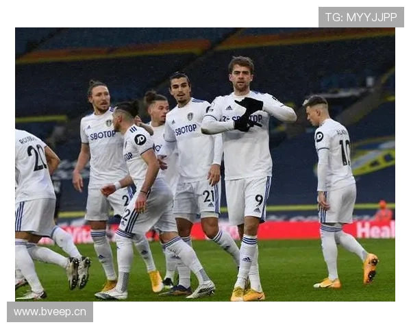 库克在英超赛场表现稳健，近期防守数据持续提升