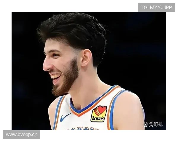 切特·霍姆格伦挡拆吸引防守提升内线效率明显